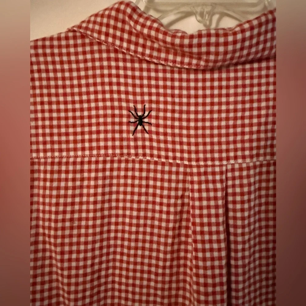 Fashion Brand Company Bugs Picnic Buttondown Shirt - Picture 4 of 7